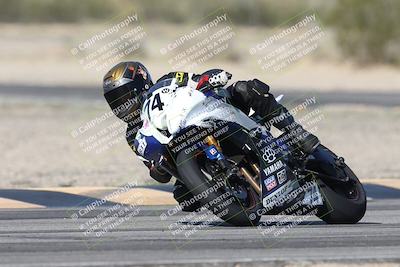 media/Jan-15-2026-Racers Edge (Thu) [[dfebeb70ab]]/3-B Group/Session 4 (Turn 5)/